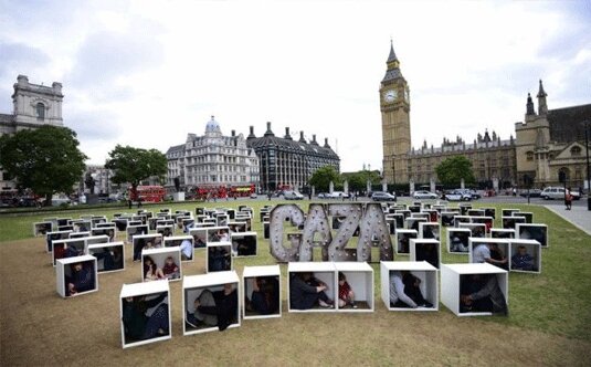 Londra'da Gazze için anlamlı protesto